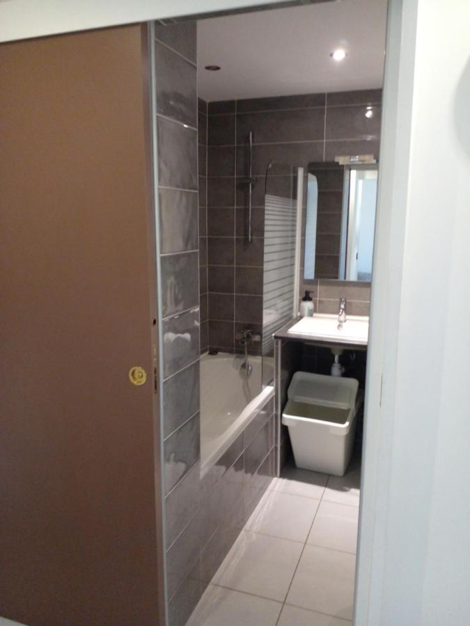 Appartement En Residence Climatise Avec Parking Montpellier Bagian luar foto