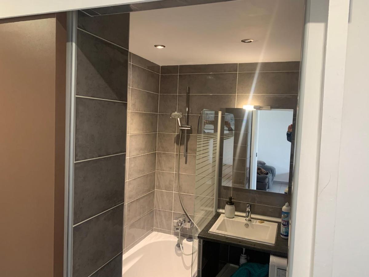 Appartement En Residence Climatise Avec Parking Montpellier Bagian luar foto