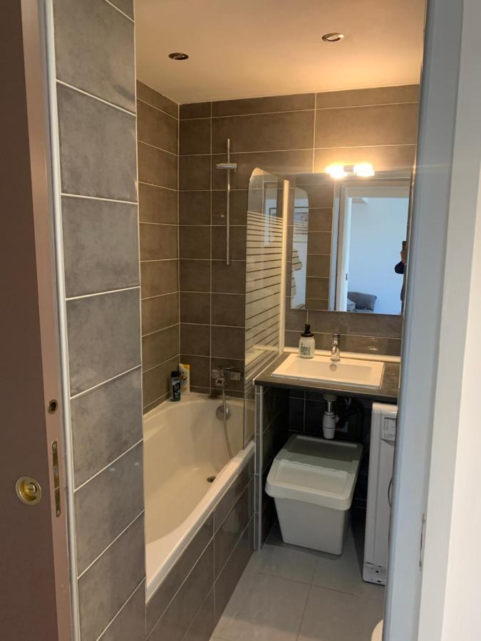 Appartement En Residence Climatise Avec Parking Montpellier Bagian luar foto