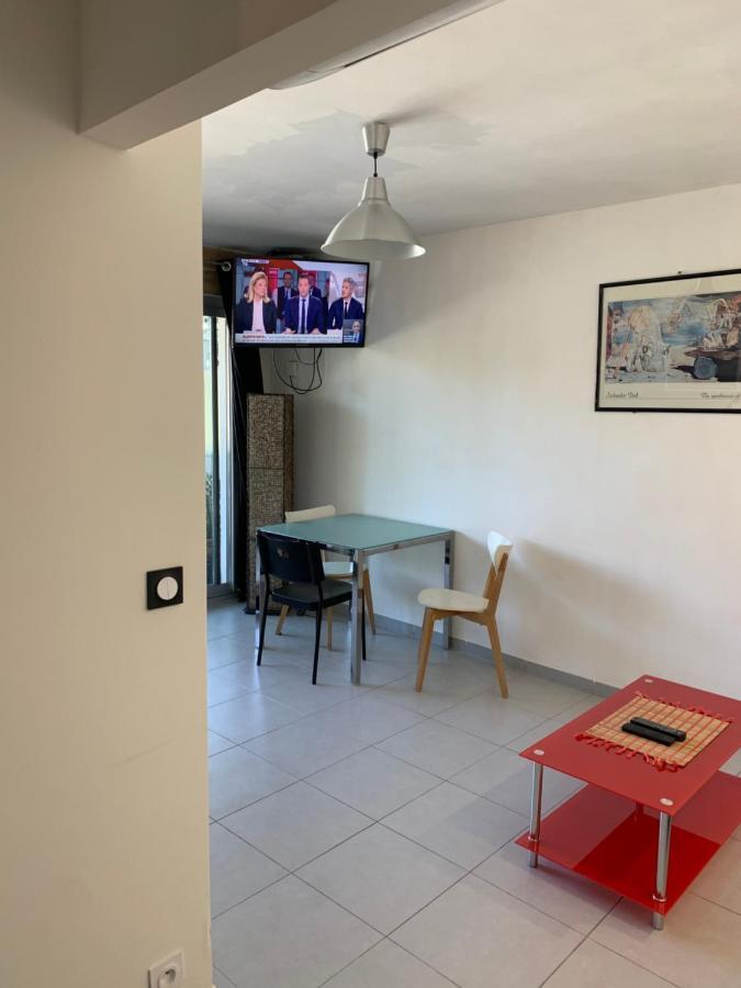 Appartement En Residence Climatise Avec Parking Montpellier Bagian luar foto